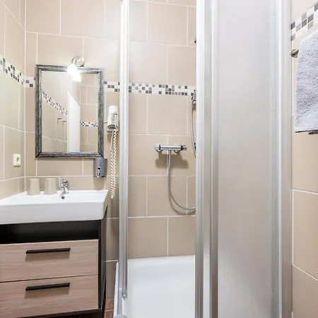 Haus Ferienglueck Sauna Im Haus 公寓式酒店 3*