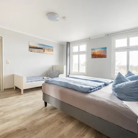 شقة فندقية Haus Ferienglueck Sauna Im Haus Sellin (Rugen)