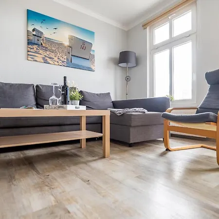Haus Feriengluck Aparthotel 3*
