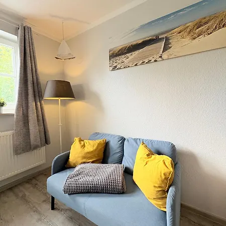 Haus Ferienglueck Sauna Im Haus 3* Зеллин